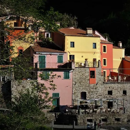 Borgo Di Codeglia - Country