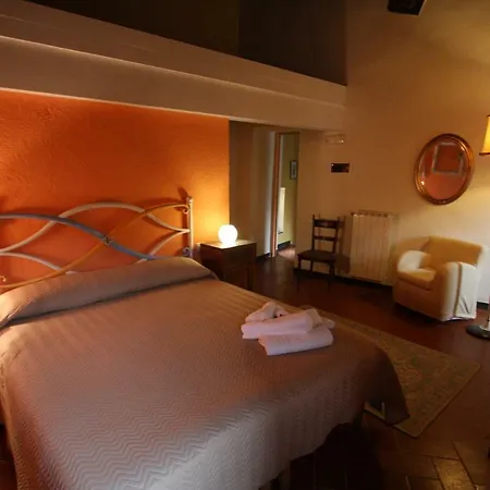 Borgo Di Codeglia - Country Bed & Breakfast Ricco del Golfo di Spezia