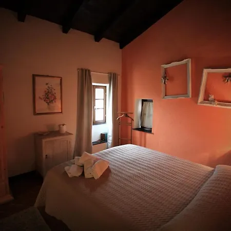 Frühstückspension Borgo Di Codeglia - Country Riccò del Golfo di Spezia