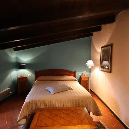 Borgo Di Codeglia - Country Frühstückspension