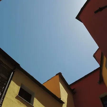 Alojamento de Acomodação e Pequeno-almoço Borgo Di Codeglia - Country *