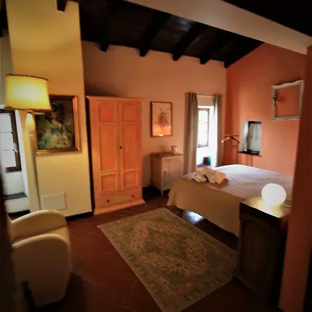 Borgo Di Codeglia - Country Ricco del Golfo di Spezia