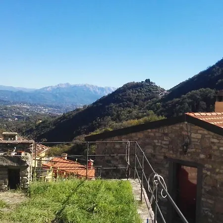 Alojamento de Acomodação e Pequeno-almoço Borgo Di Codeglia - Country Riccò del Golfo di Spezia