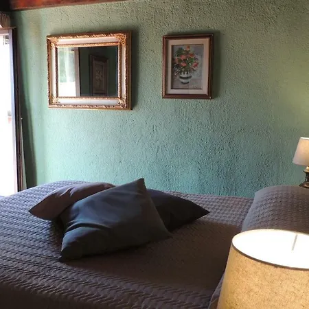 Bed & Breakfast Borgo Di Codeglia - Country Ricco del Golfo di Spezia