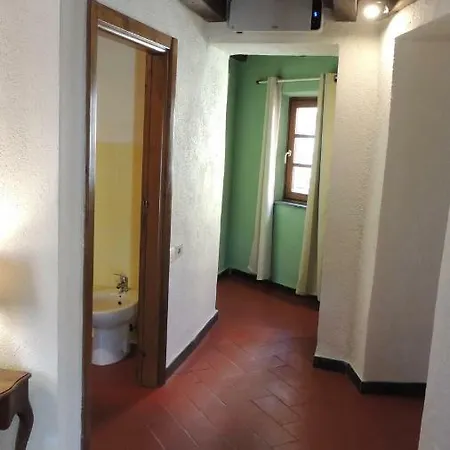 Borgo Di Codeglia - Country Ricco del Golfo di Spezia