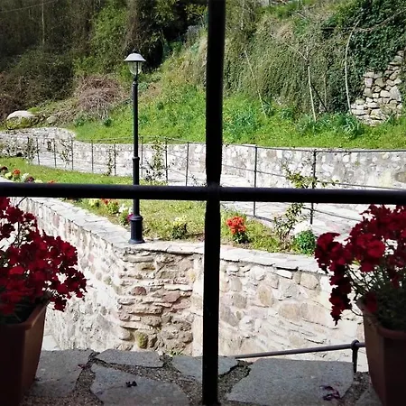 Borgo Di Codeglia - Country Alojamento de Acomodação e Pequeno-almoço *